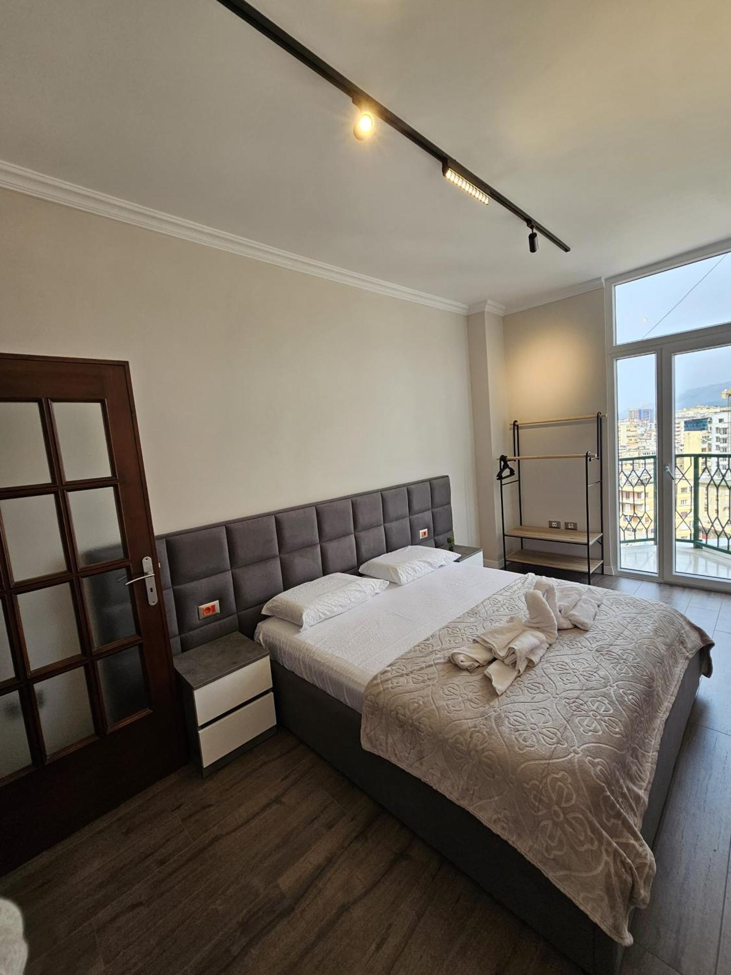 Sky Apartaments City Center تيرانا المظهر الخارجي الصورة