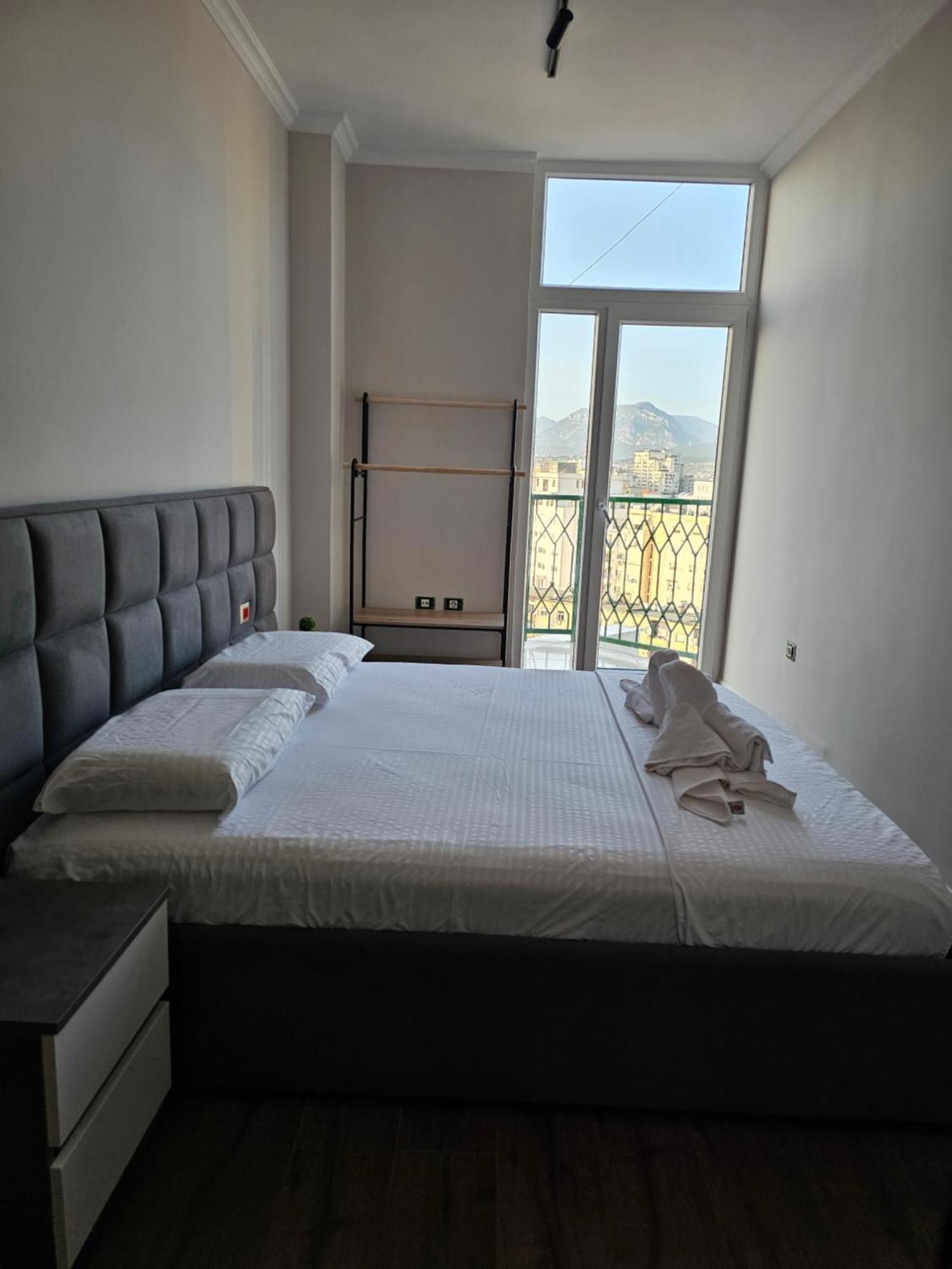 Sky Apartaments City Center تيرانا المظهر الخارجي الصورة
